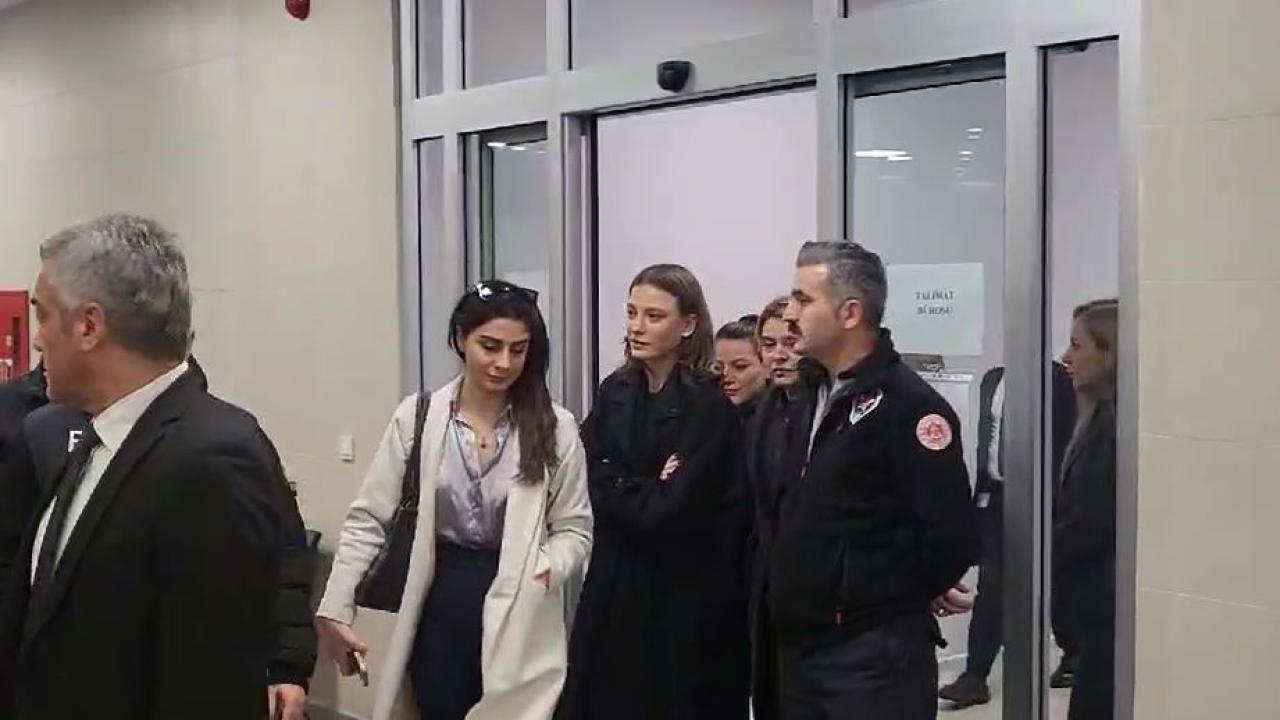 serenay-sarikaya-dha-2322554.jpg