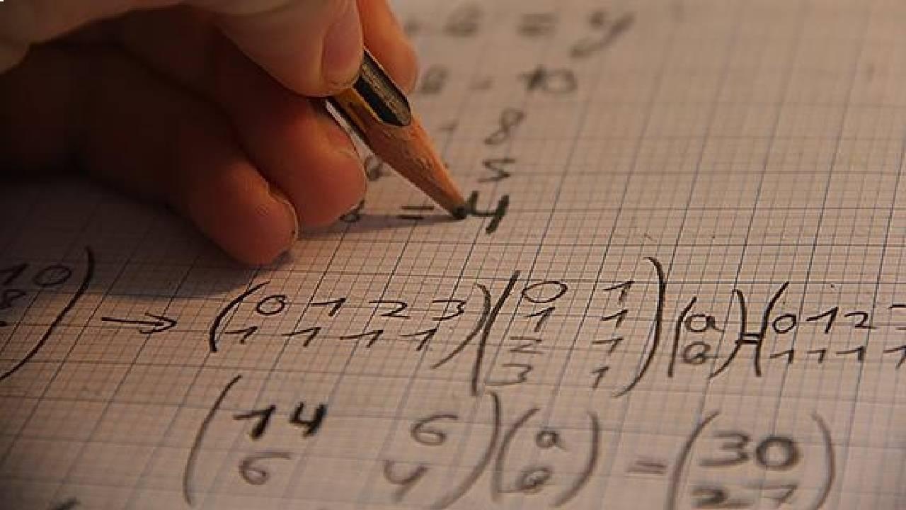 matematik-aa-1780312.jpg