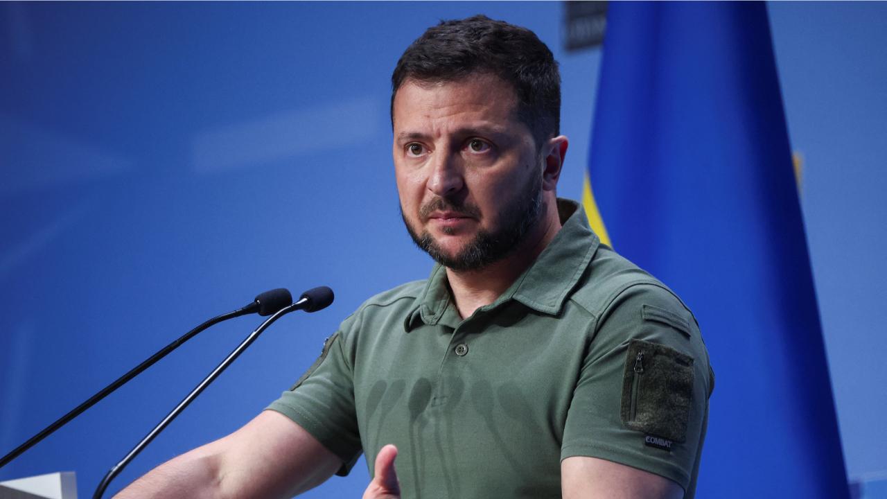 zelenskiy-reu-2076192.jpg