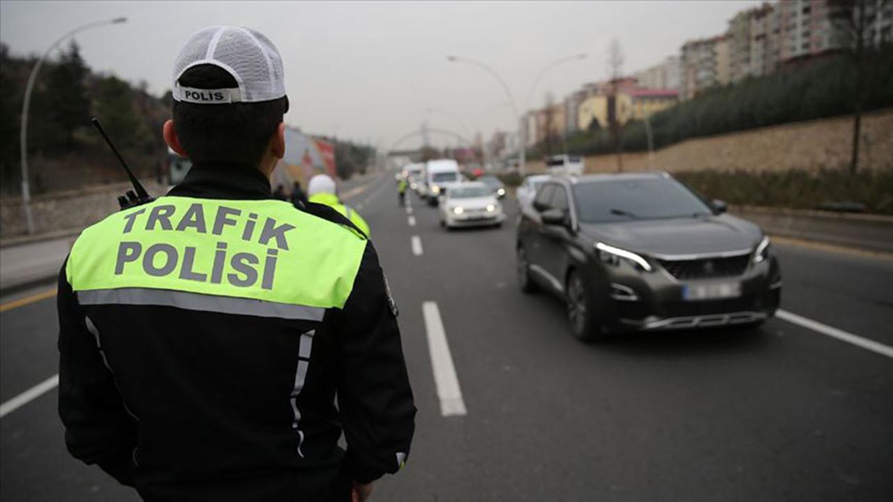 ankara-trafik-polisi-aa-1969658.jpg