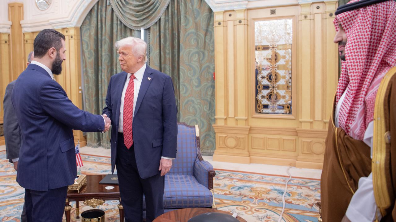 trump-ahmed-sara-aa-2360420.jpg